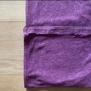 Lululemon Customizable Snap Scarf